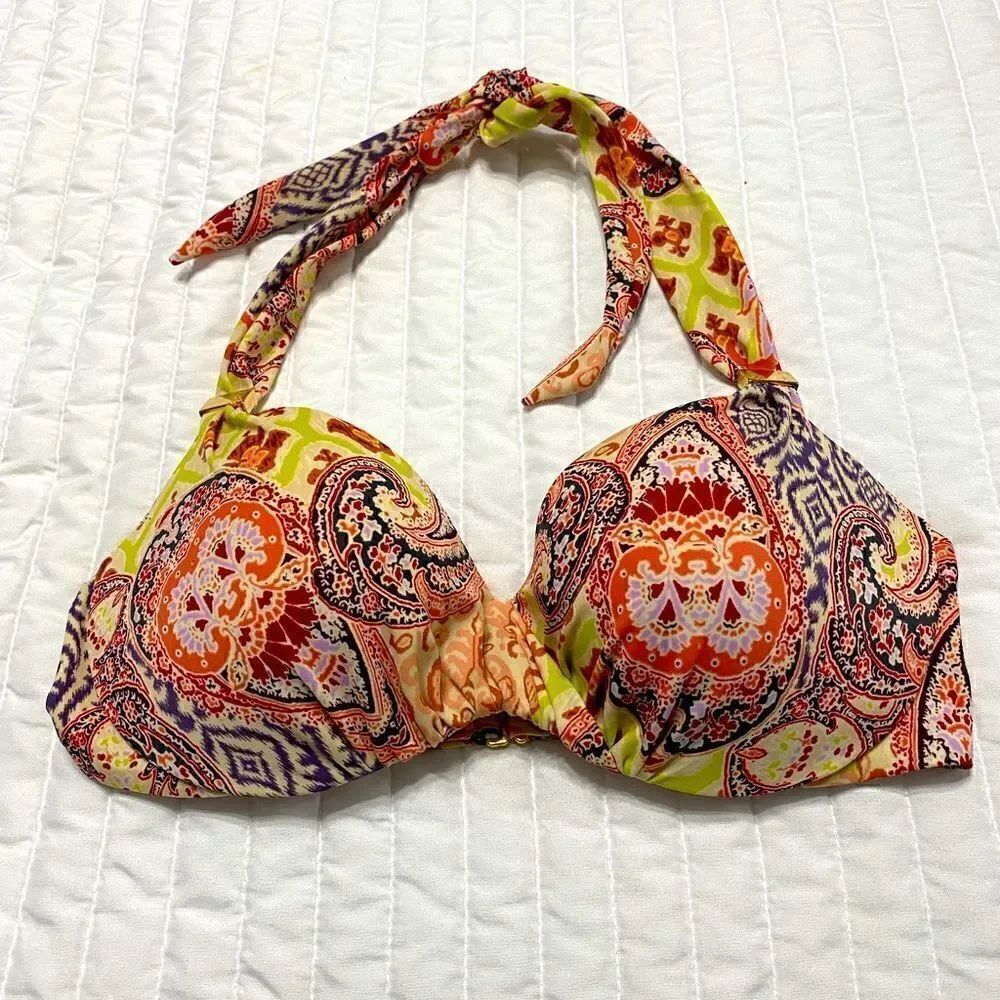 Victoria’s Secret Swim Top Women Size 32C